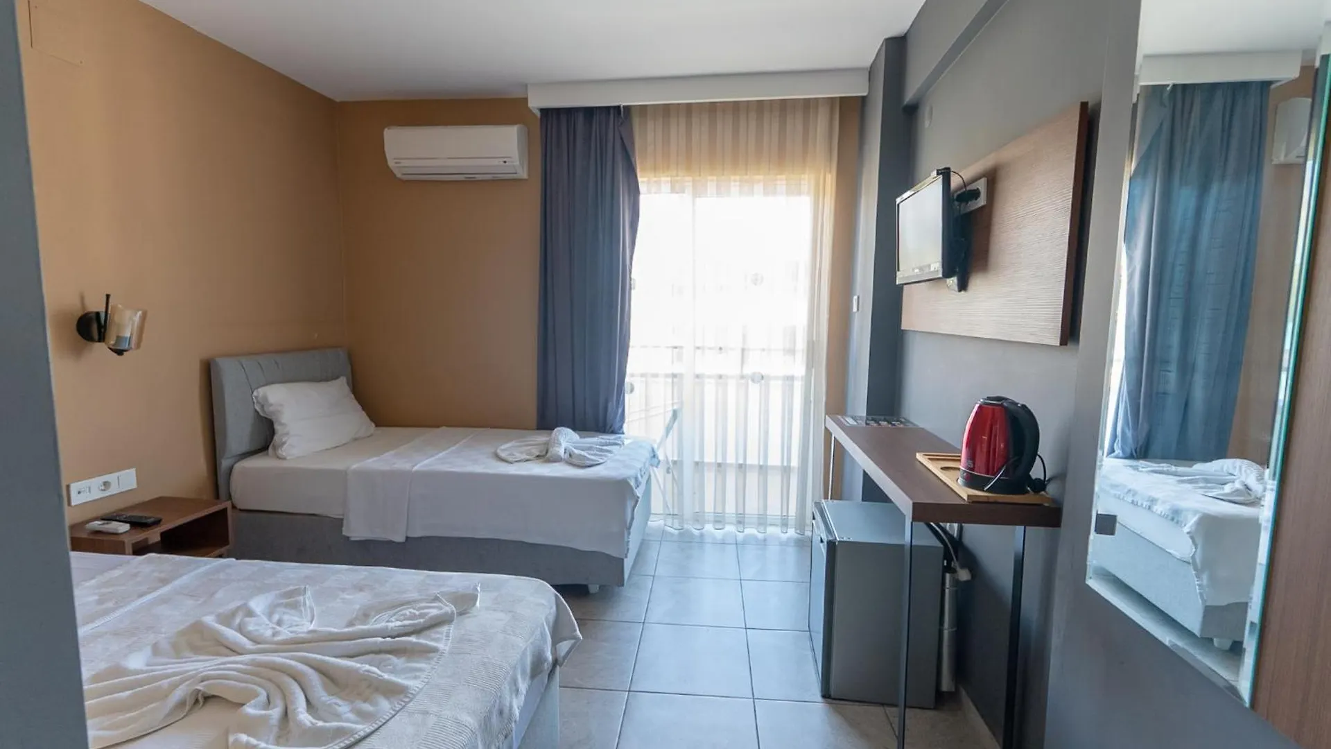 Aparthotel Avisos Hotel And Apartments Marmaris
